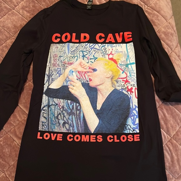 Cold Cave - Picture 7 of 7